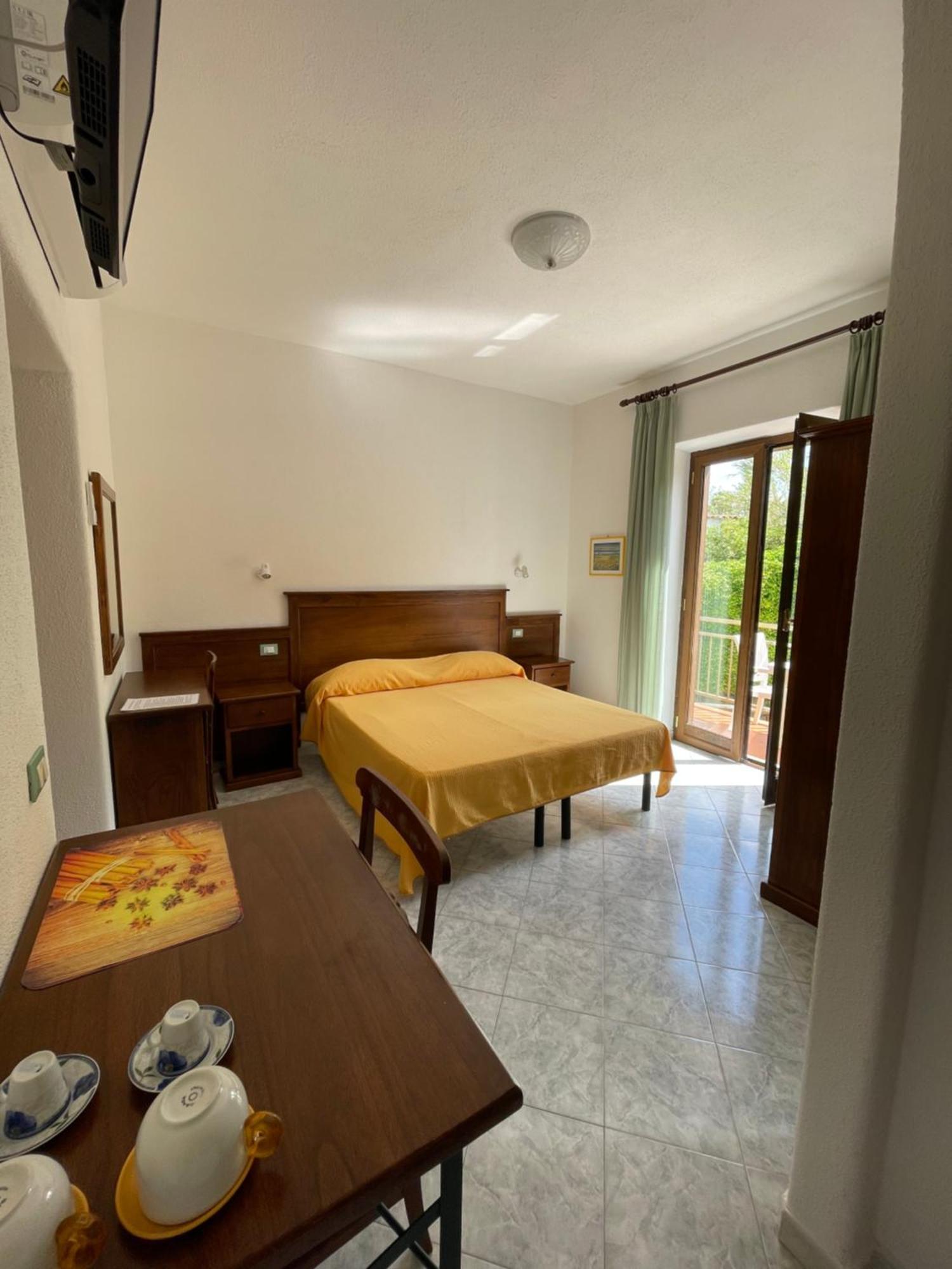 Residence Andrea A Mare Forio di Ischia Exterior foto